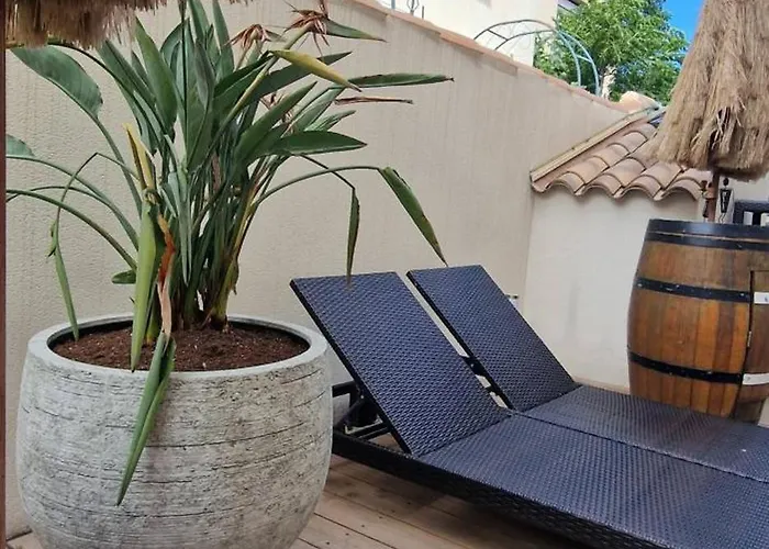 L'oiseau Du Paradis Proche Des Grands Buffets Apartman
